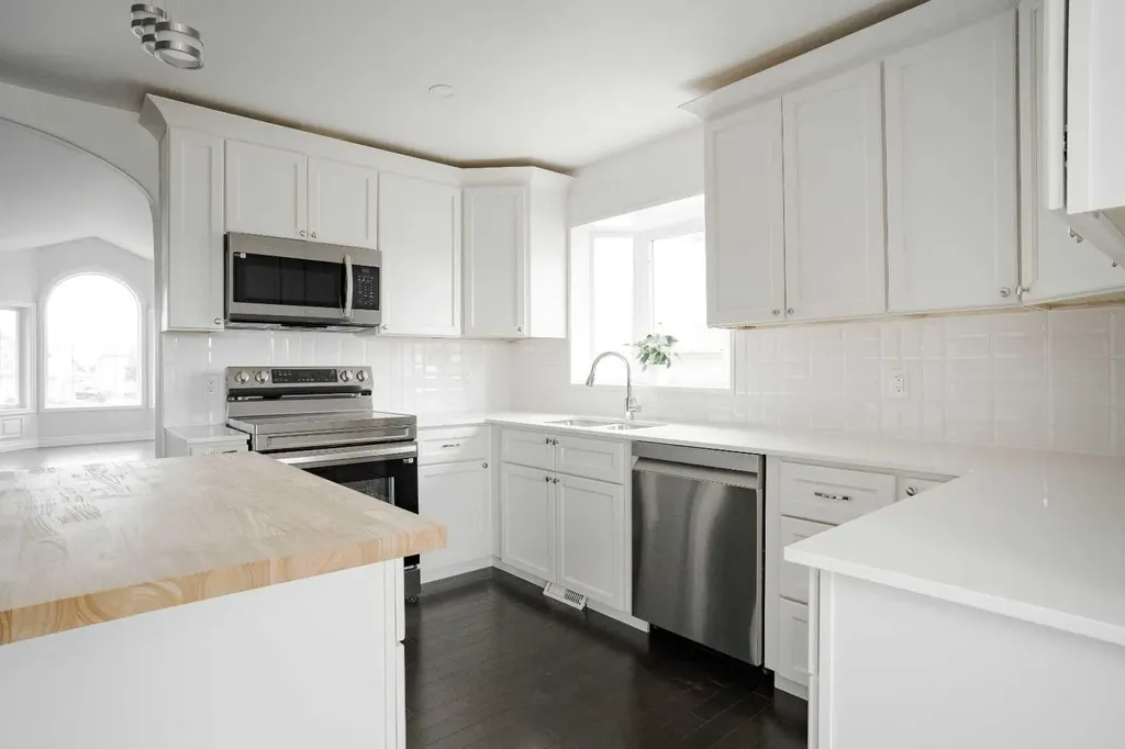 287 Berard Crescent Fort Mcmurray AB T9K 1W2
