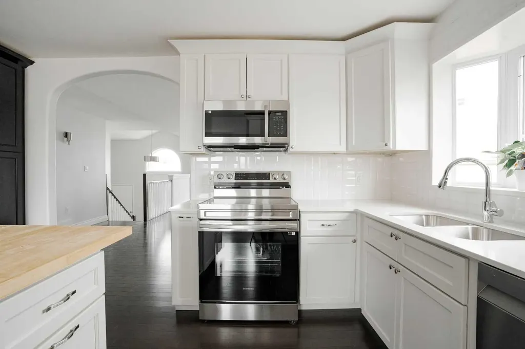 287 Berard Crescent Fort Mcmurray AB T9K 1W2