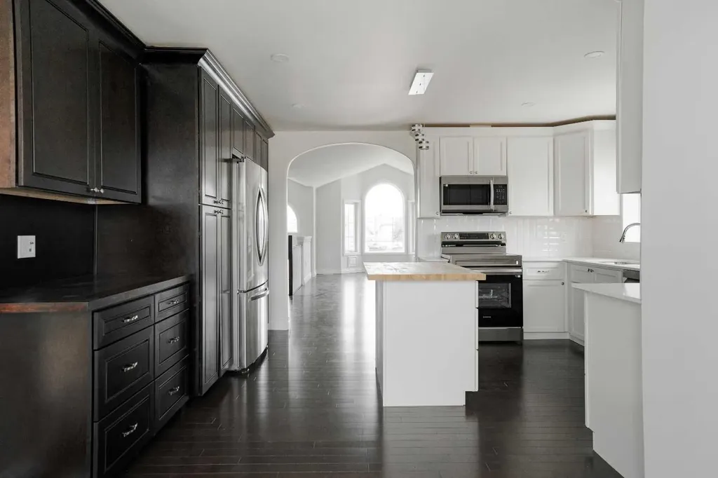 287 Berard Crescent Fort Mcmurray AB T9K 1W2