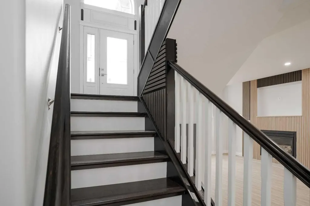 287 Berard Crescent Fort Mcmurray AB T9K 1W2