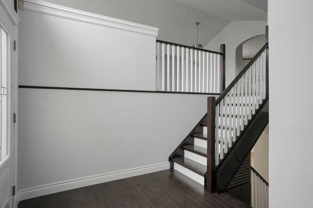 287 Berard Crescent Fort Mcmurray AB T9K 1W2