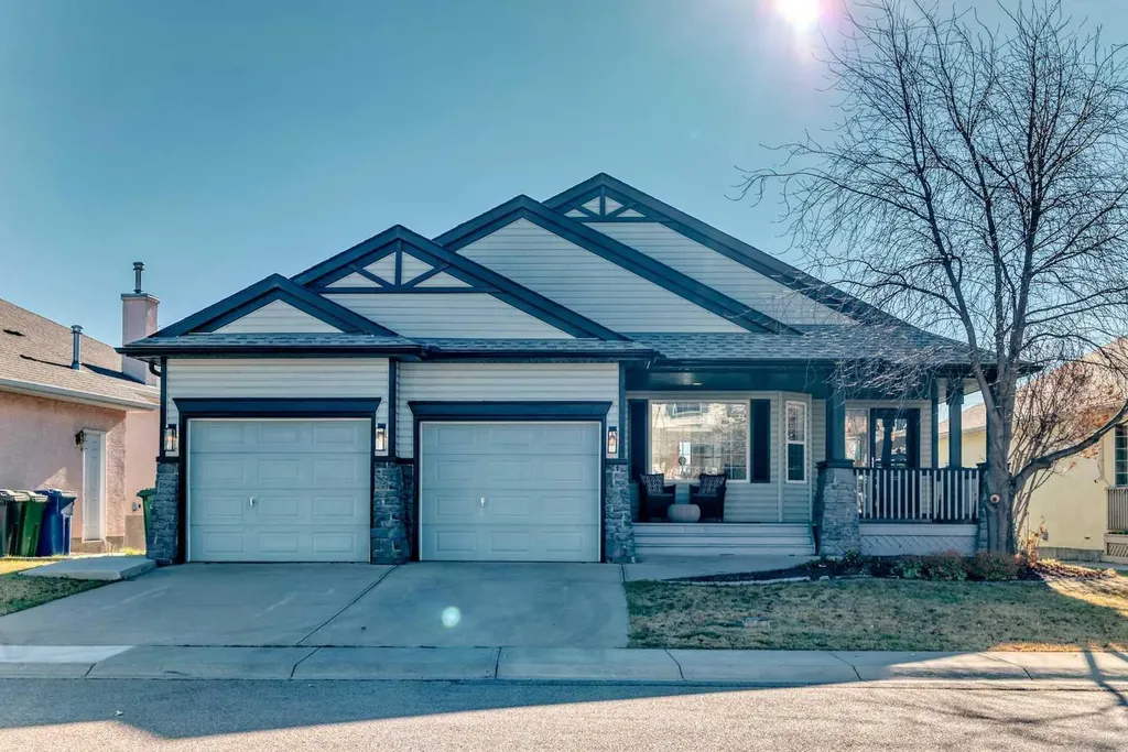161 West Creek Pond Chestermere AB T1X 1H4