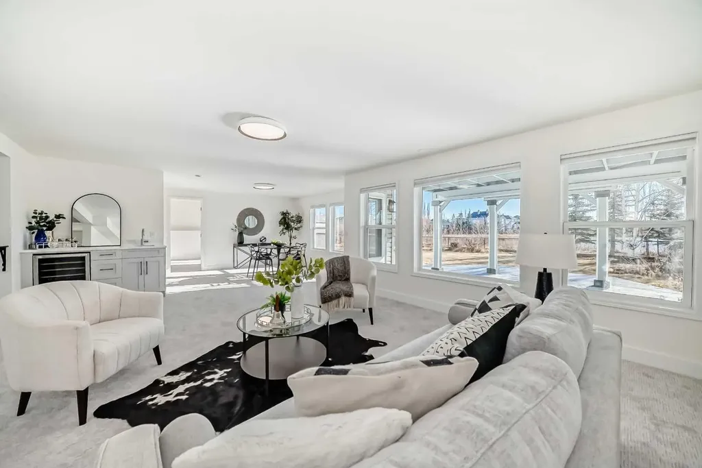 161 West Creek Pond Chestermere AB T1X 1H4
