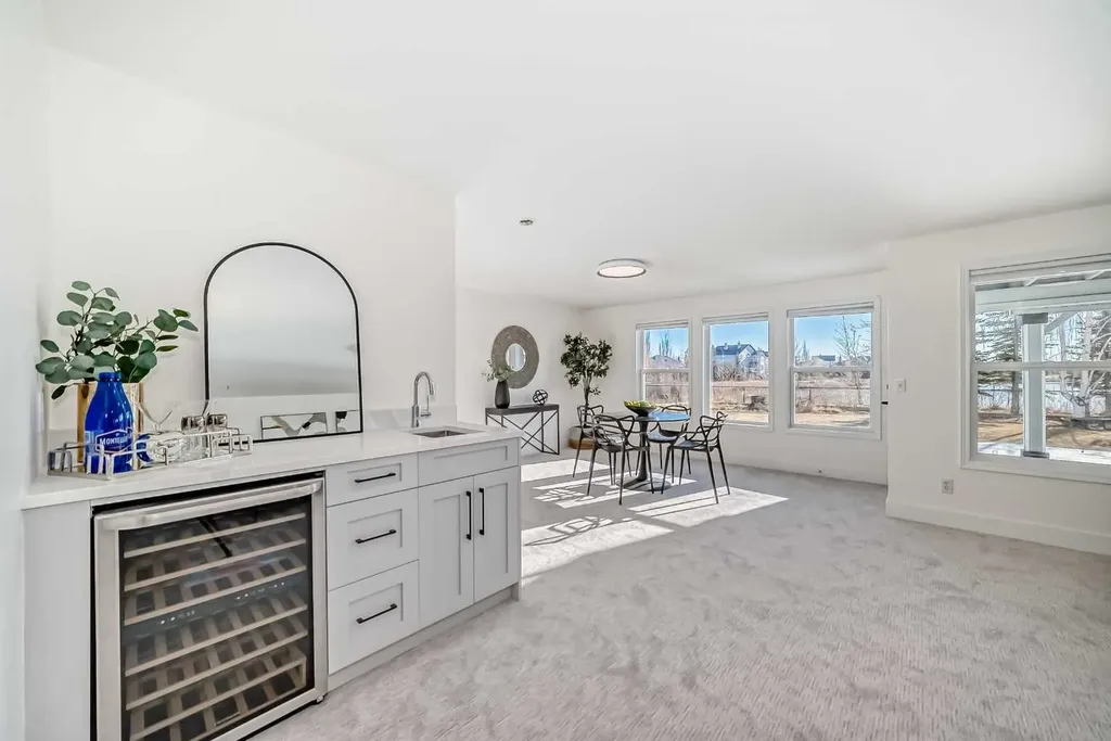 161 West Creek Pond Chestermere AB T1X 1H4