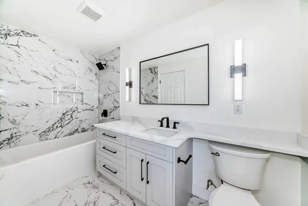 161 West Creek Pond Chestermere AB T1X 1H4