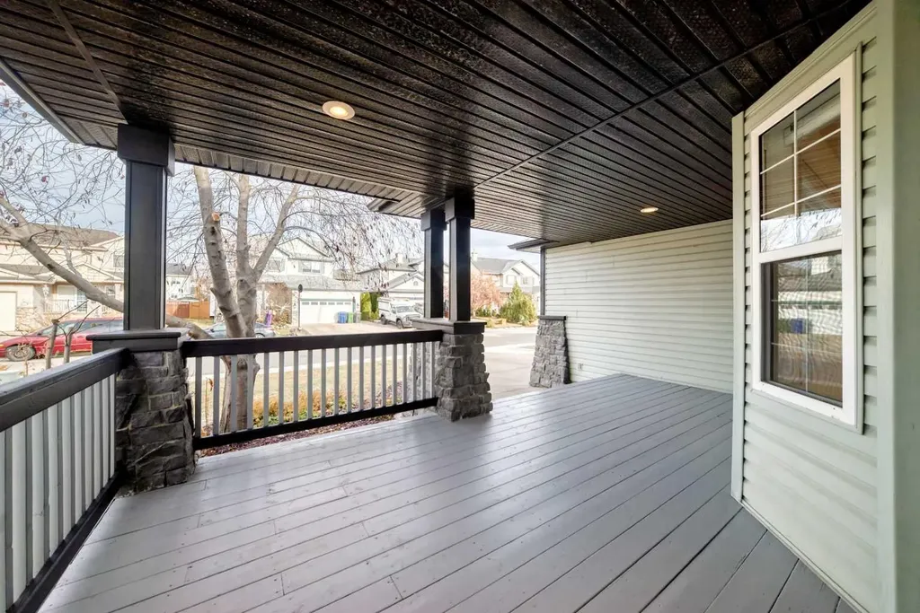 161 West Creek Pond Chestermere AB T1X 1H4