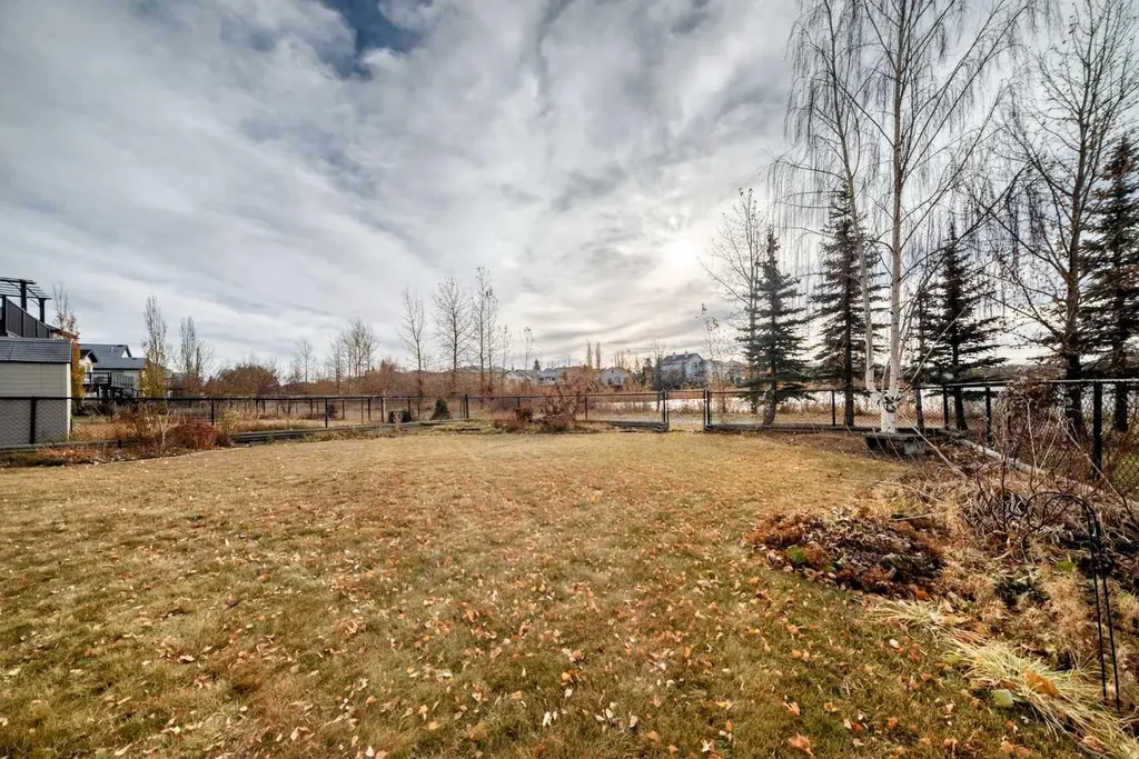 161 West Creek Pond Chestermere AB T1X 1H4