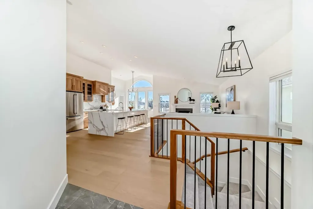 161 West Creek Pond Chestermere AB T1X 1H4