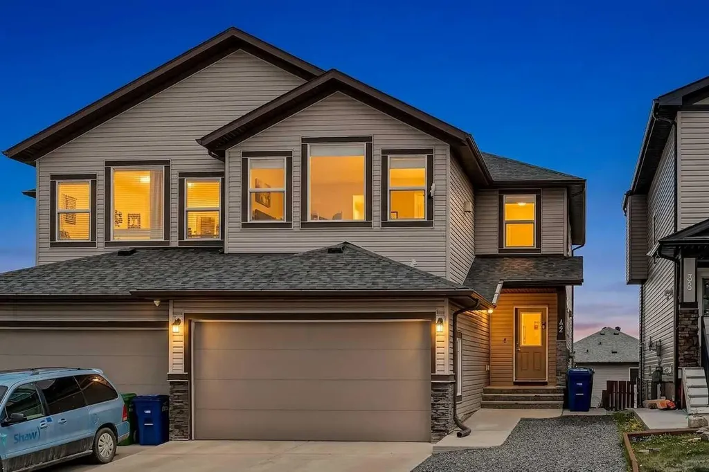 42 Baysprings Way SW Airdrie AB T4B 4C4