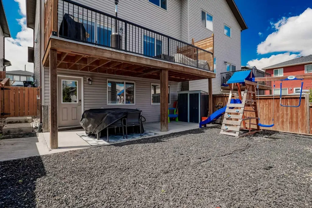 42 Baysprings Way SW Airdrie AB T4B 4C4