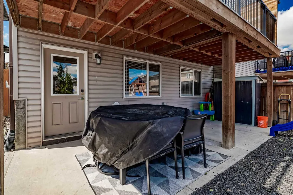 42 Baysprings Way SW Airdrie AB T4B 4C4