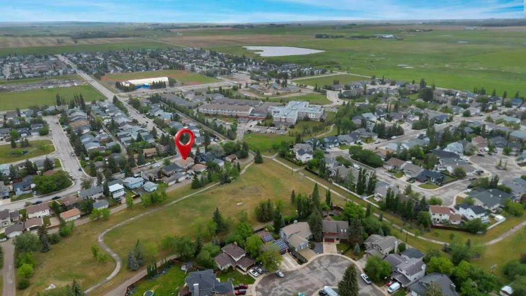 41 Brentwood Drive Strathmore AB T1P 1H9