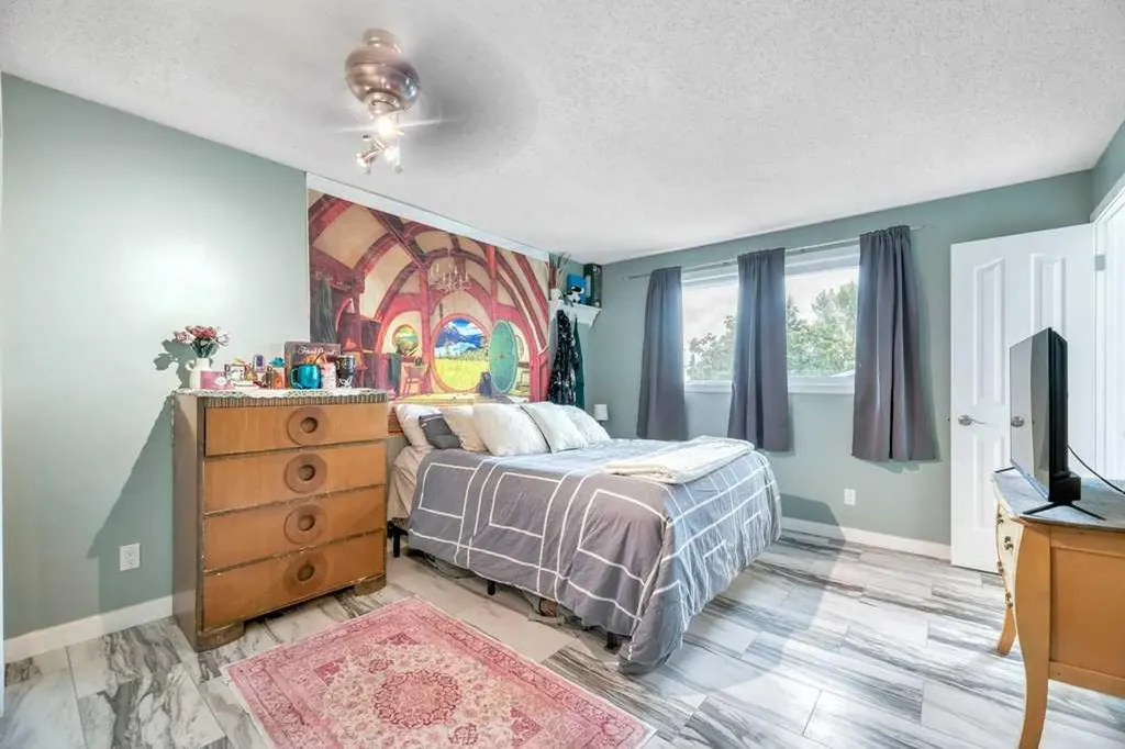 41 Brentwood Drive Strathmore AB T1P 1H9