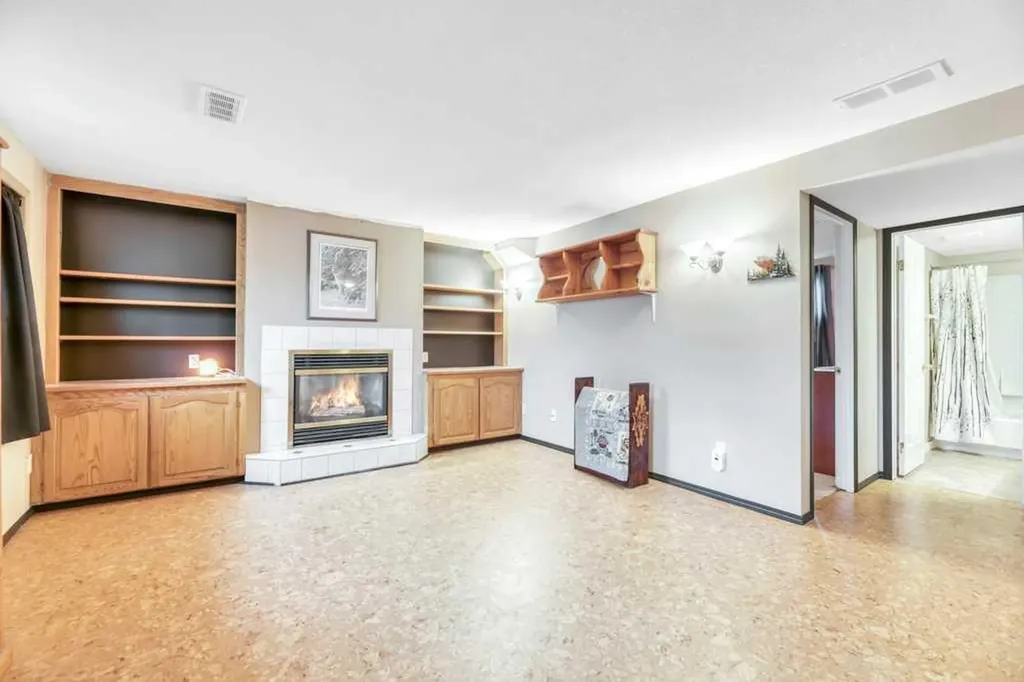 41 Brentwood Drive Strathmore AB T1P 1H9