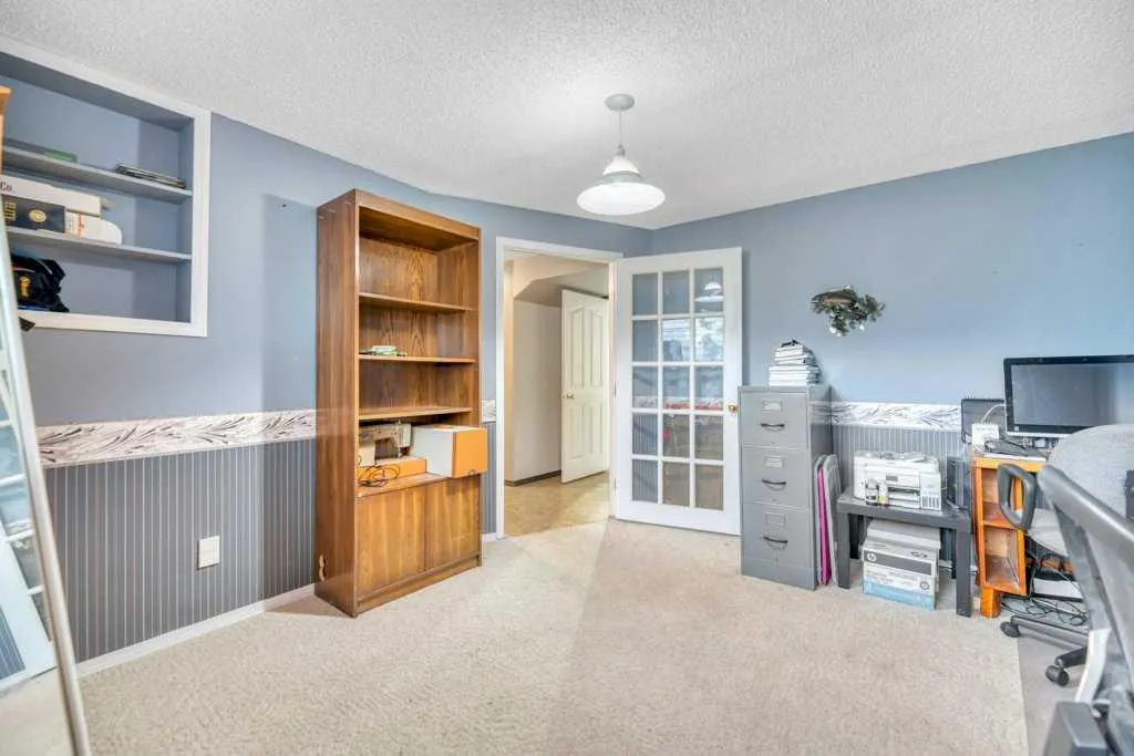 41 Brentwood Drive Strathmore AB T1P 1H9