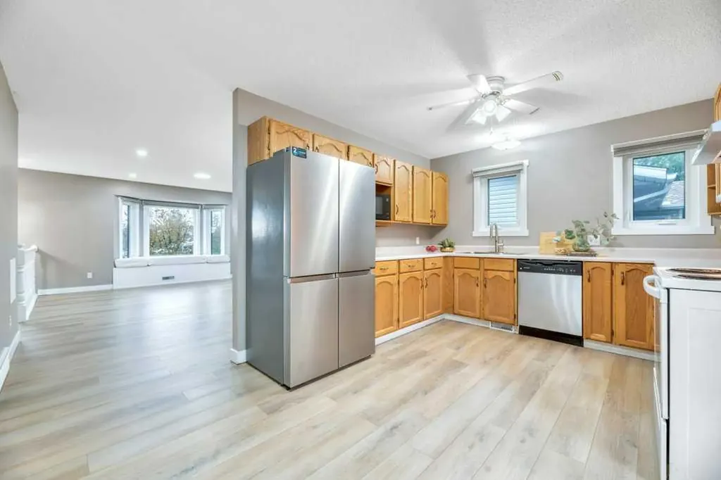 119 Strathaven Crescent Strathmore AB T1P 1M2