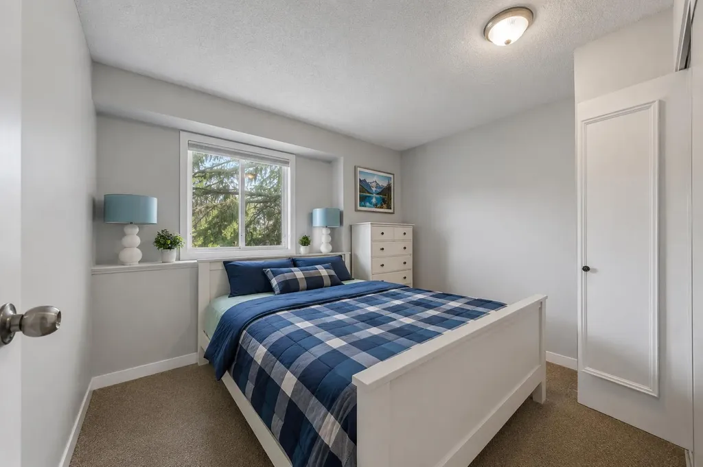 107 Mission Road SW Calgary AB T2S 0T4