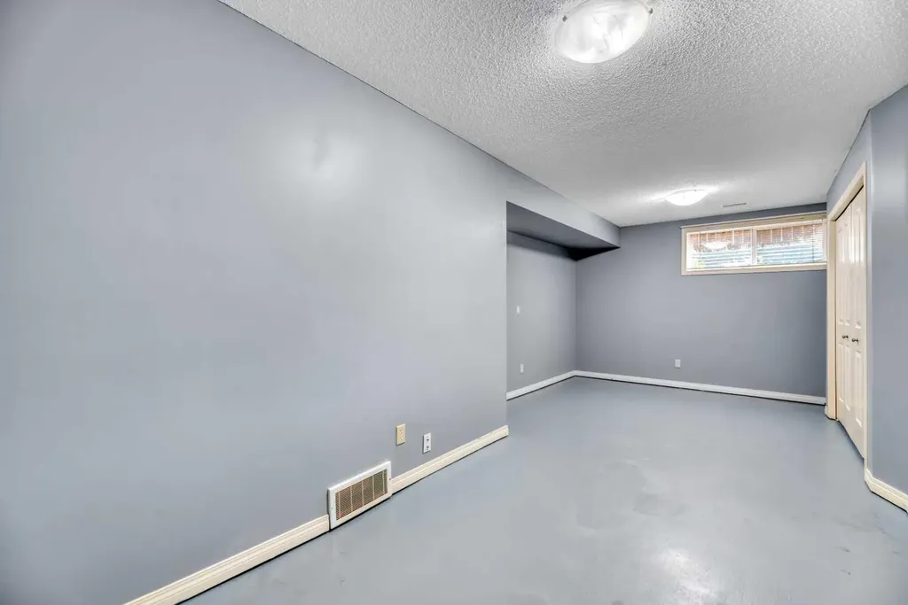 142 Ranch Ridge Court Strathmore AB T1P 0A5