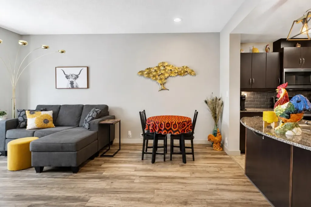 5605 Henwood Street SW Calgary AB t3e7r2