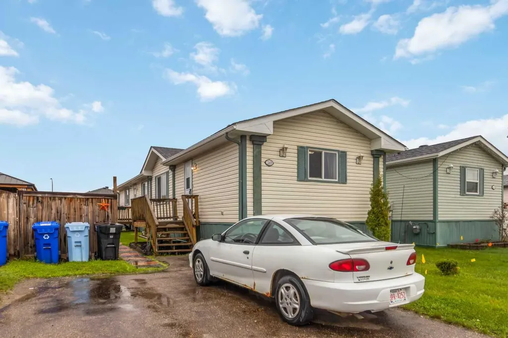 269 Mckinlay Crescent Fort Mcmurray AB T9K2M9