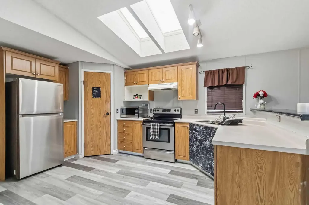269 Mckinlay Crescent Fort Mcmurray AB T9K2M9