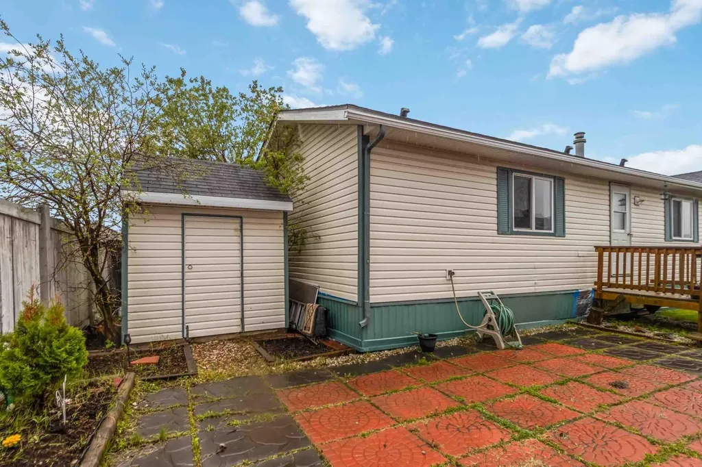 269 Mckinlay Crescent Fort Mcmurray AB T9K2M9