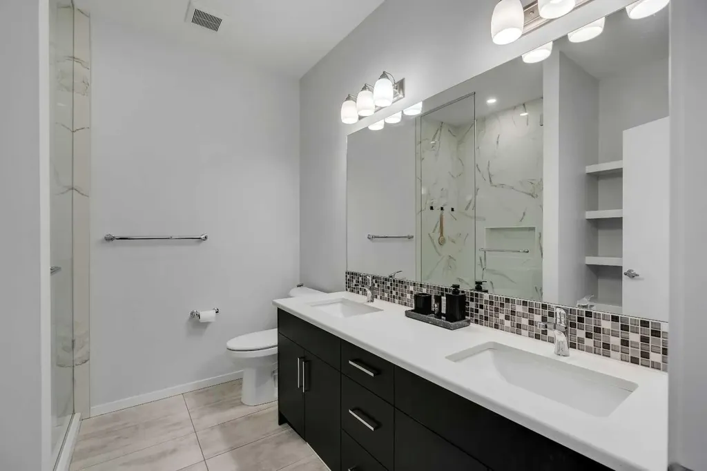 273 Carringwood Close NW Calgary AB T3P 2B1