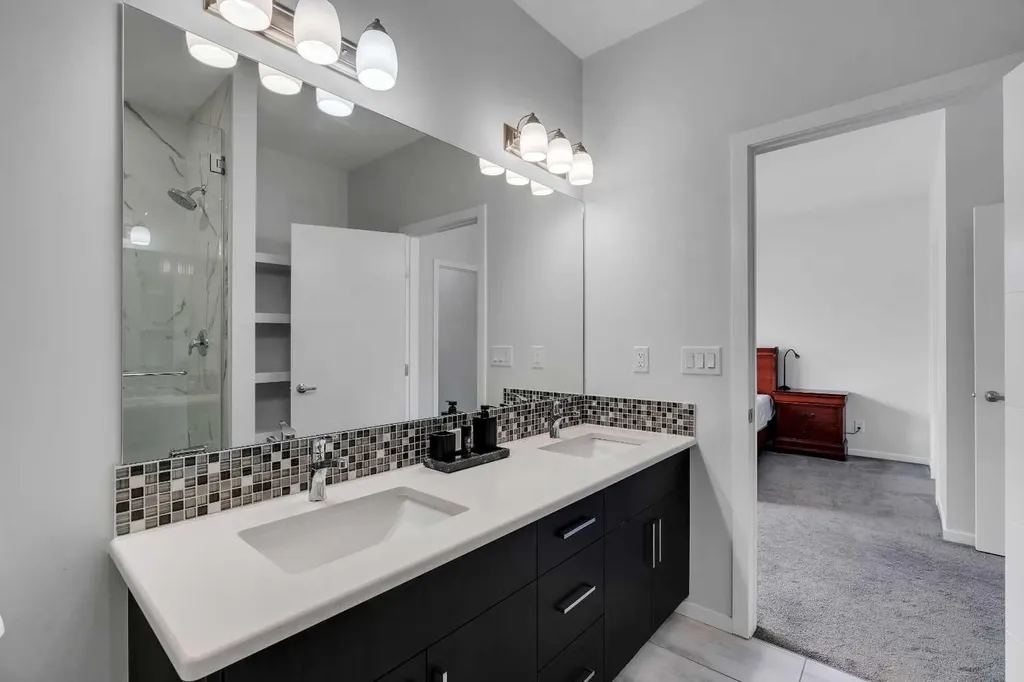 273 Carringwood Close NW Calgary AB T3P 2B1