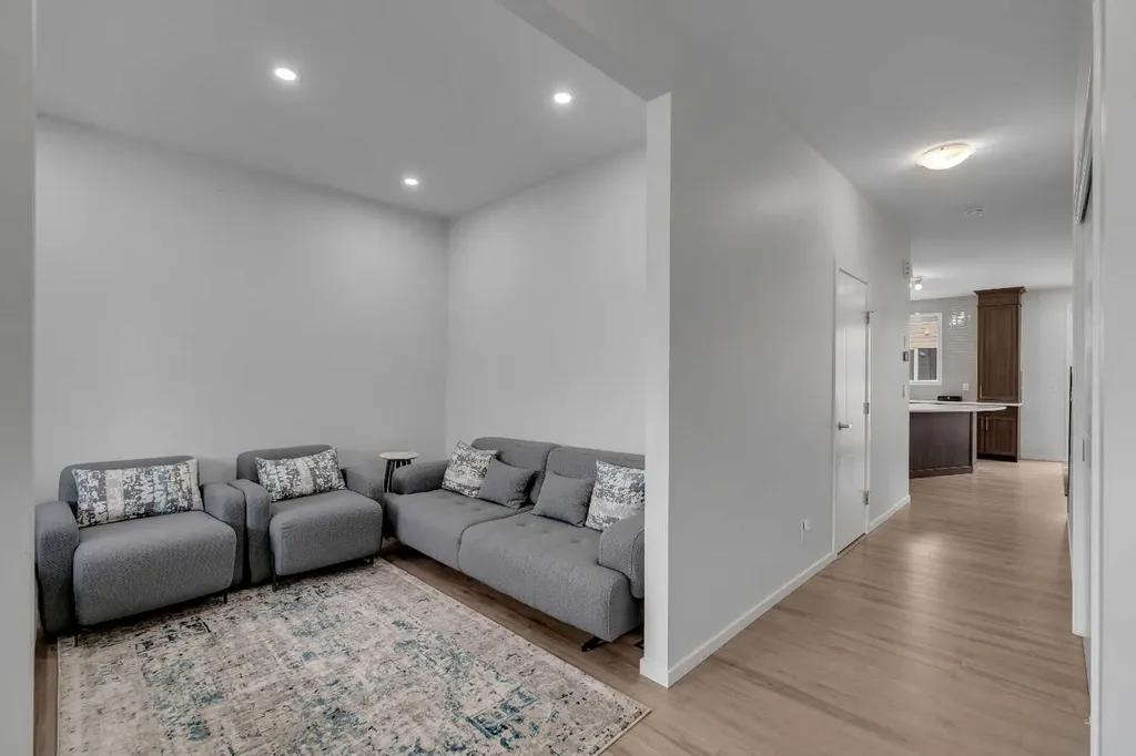 273 Carringwood Close NW Calgary AB T3P 2B1