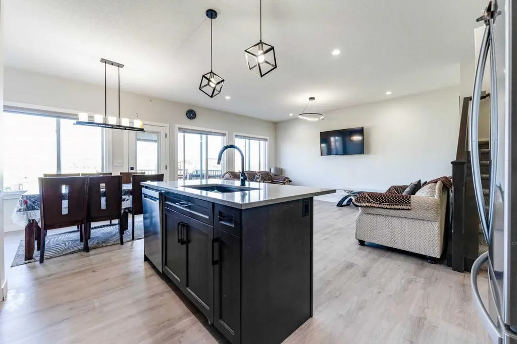 124 Cornerbrook Green NE Calgary AB T3N2B5