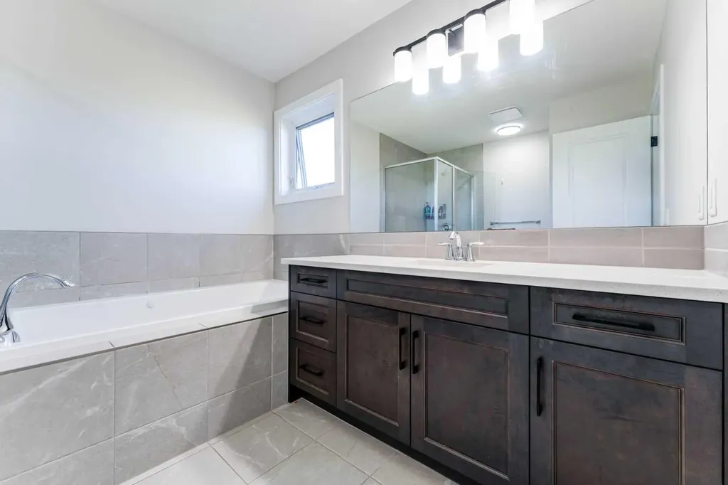 124 Cornerbrook Green NE Calgary AB T3N2B5