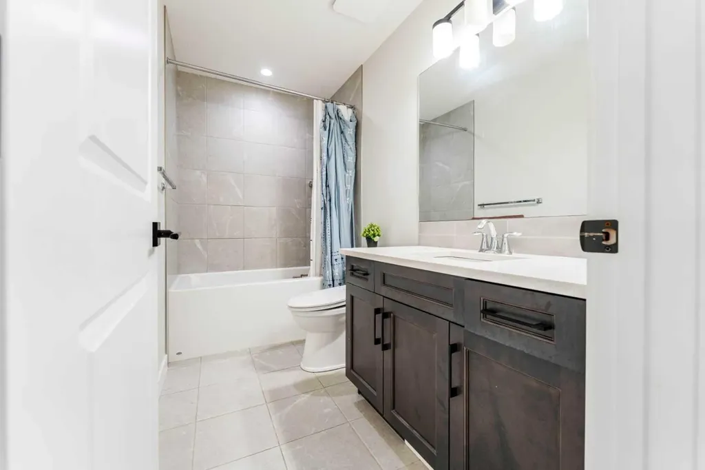124 Cornerbrook Green NE Calgary AB T3N2B5