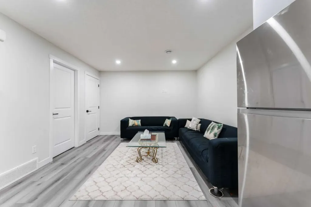 124 Cornerbrook Green NE Calgary AB T3N2B5