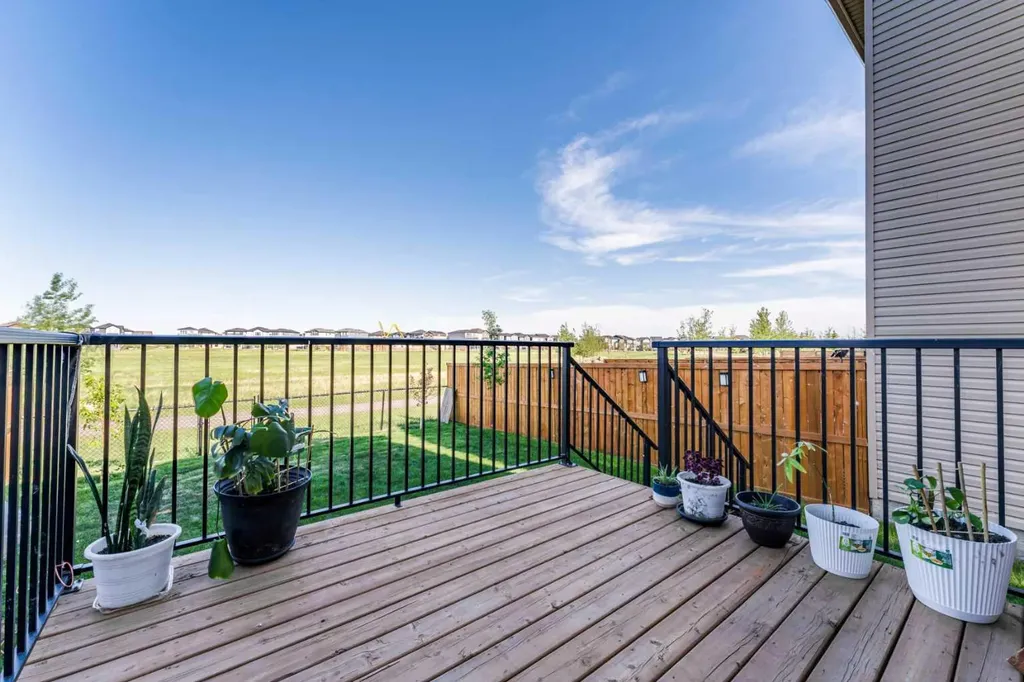 124 Cornerbrook Green NE Calgary AB T3N2B5