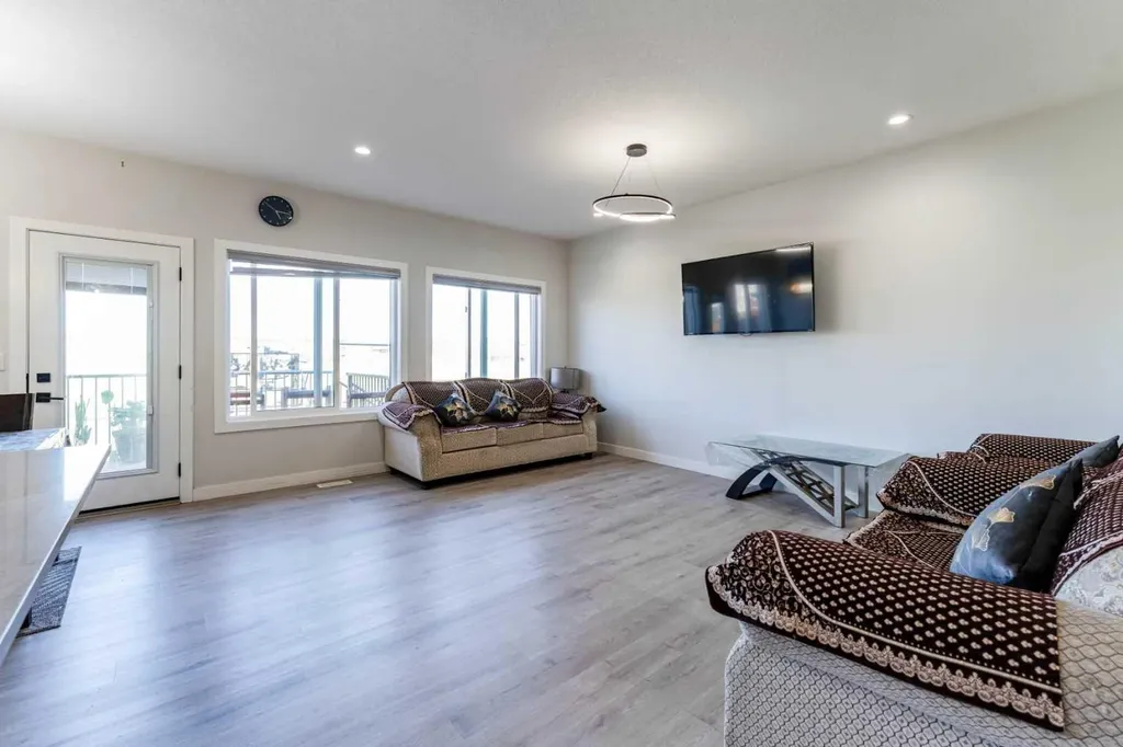 124 Cornerbrook Green NE Calgary AB T3N2B5