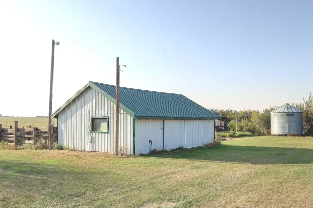 274133 Range Road 252 Rural Rocky View County AB T0M 0G0