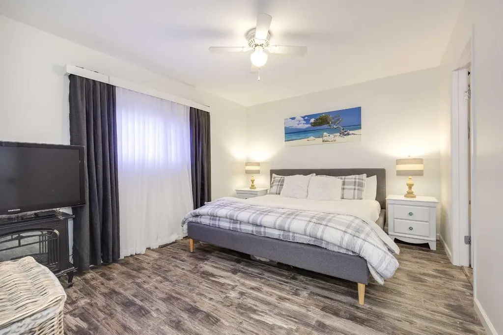 50 Livingston Close Lacombe AB T4L 2J3