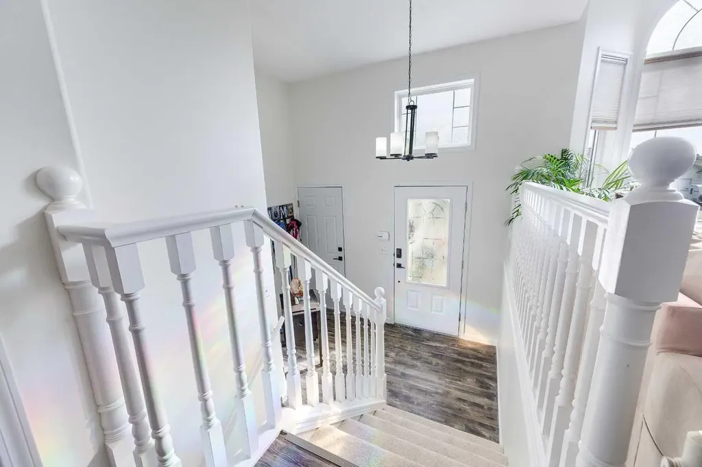 50 Livingston Close Lacombe AB T4L 2J3