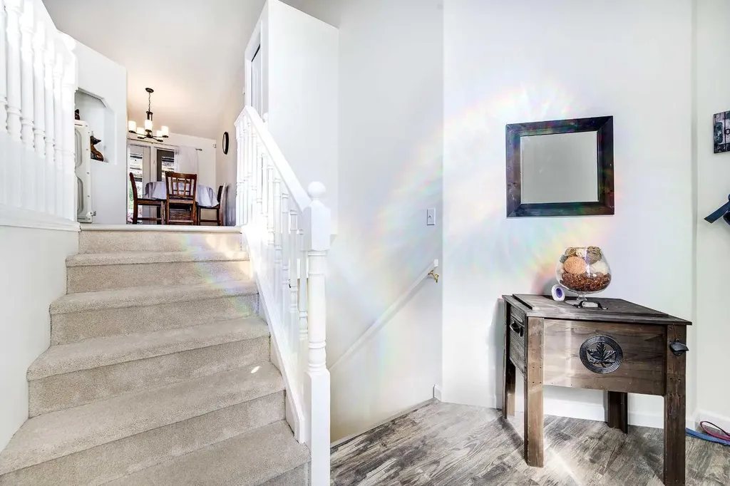 50 Livingston Close Lacombe AB T4L 2J3