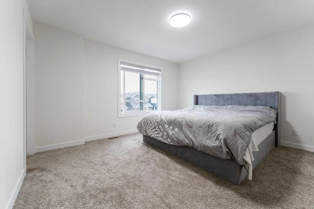3222 Chinook Winds Drive SW Airdrie AB T4B 0R7
