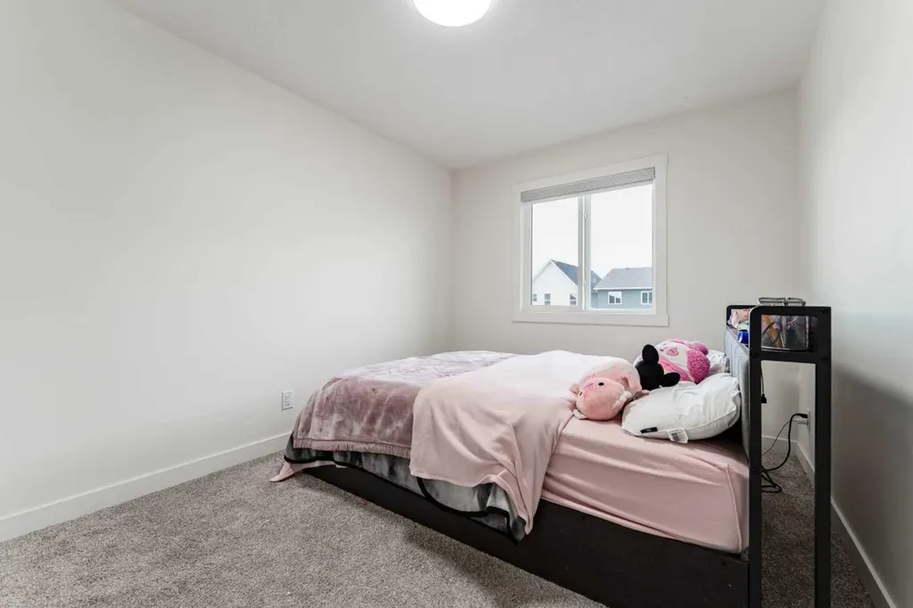 3222 Chinook Winds Drive SW Airdrie AB T4B 0R7