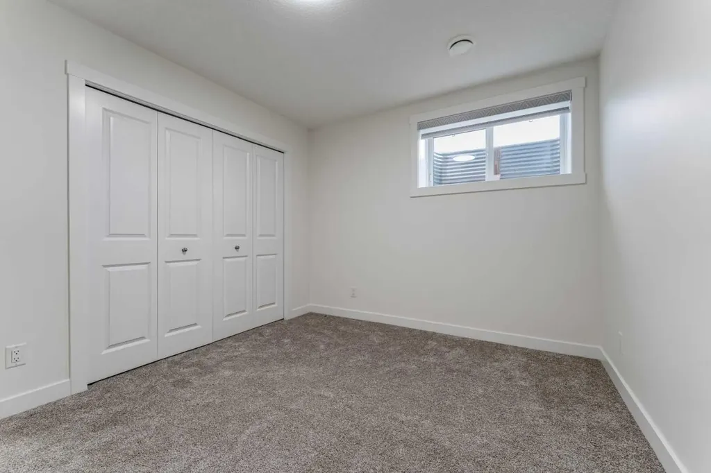 3222 Chinook Winds Drive SW Airdrie AB T4B 0R7