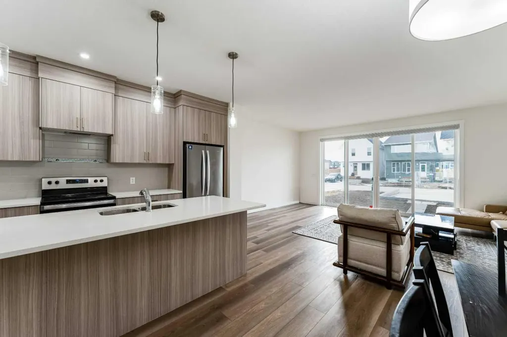 3222 Chinook Winds Drive SW Airdrie AB T4B 0R7