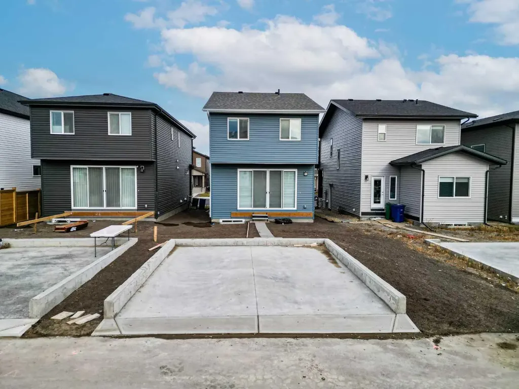 3222 Chinook Winds Drive SW Airdrie AB T4B 0R7