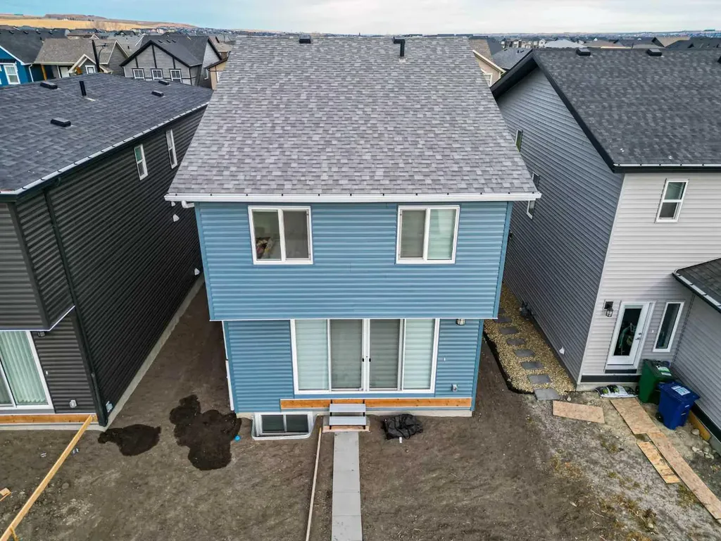 3222 Chinook Winds Drive SW Airdrie AB T4B 0R7