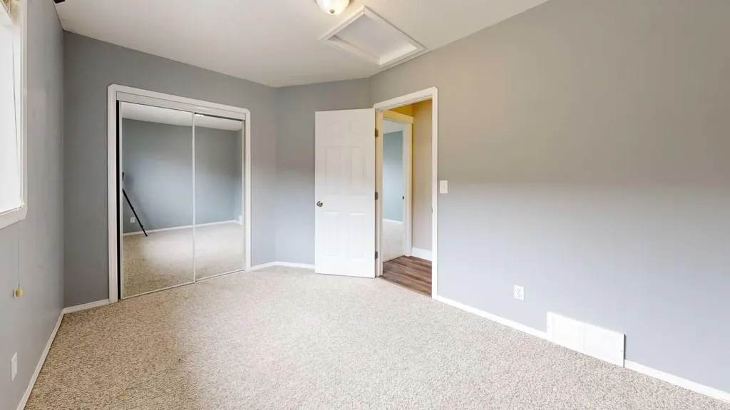 10518 72 Avenue Grande Prairie AB T8W 2S6