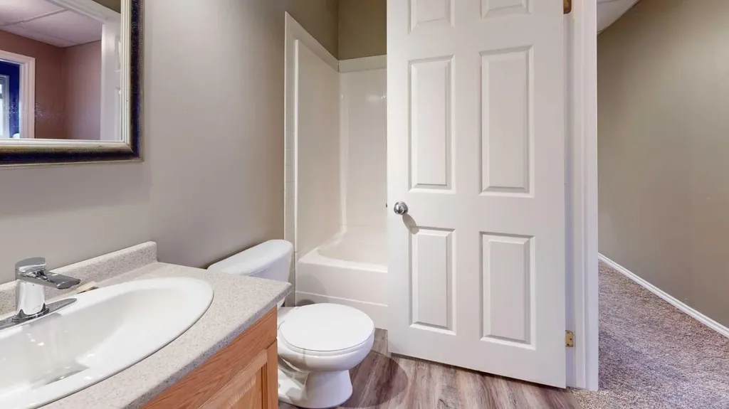 10518 72 Avenue Grande Prairie AB T8W 2S6