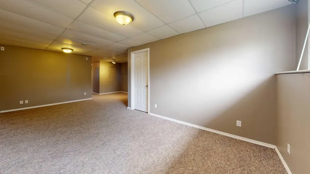 10518 72 Avenue Grande Prairie AB T8W 2S6