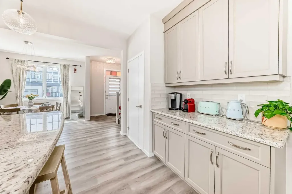 131 Carringham Road NW Calgary AB T3P 1V3