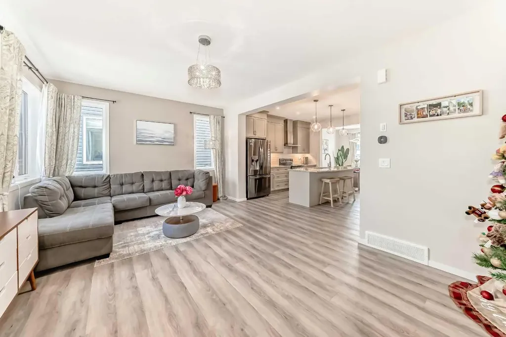 131 Carringham Road NW Calgary AB T3P 1V3
